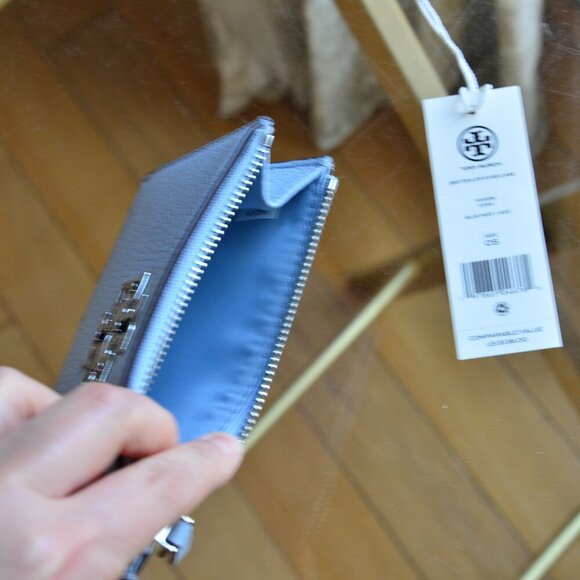 Tory Burch Britten Zip Card Case Blue Mist - Picture 6 of 6